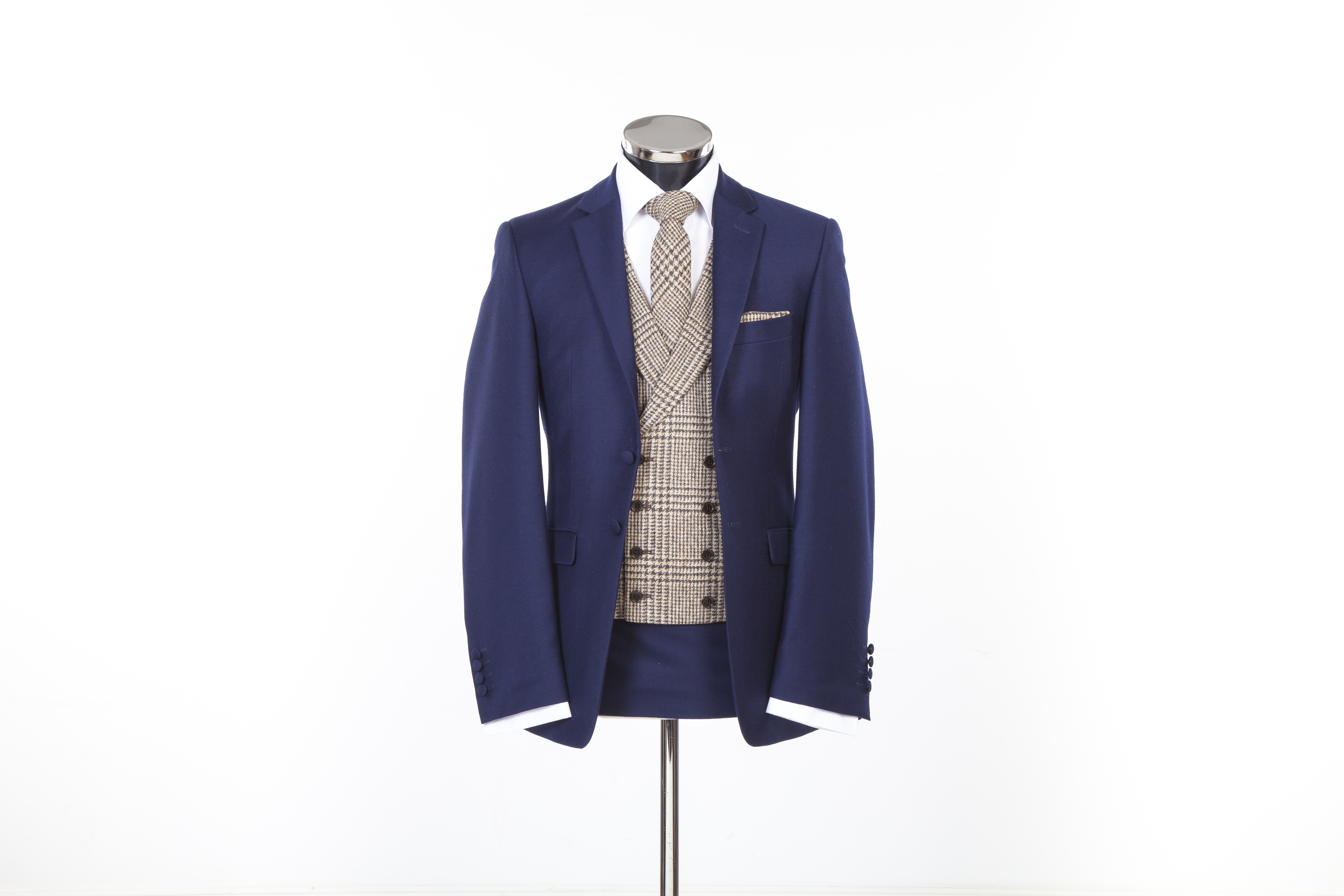 10 Wedding Suit Trends to look out for in 2019 - Jack Bunneys