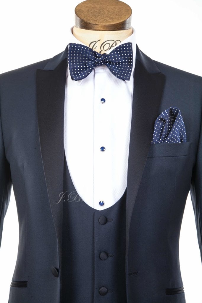 Black tie wedding suit trend 2020